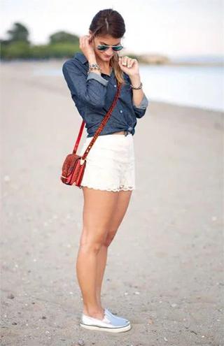 侯府荡女H女奶水苏晚晴